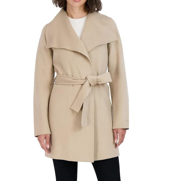 tahari wrap coat - Picture 3 of 4